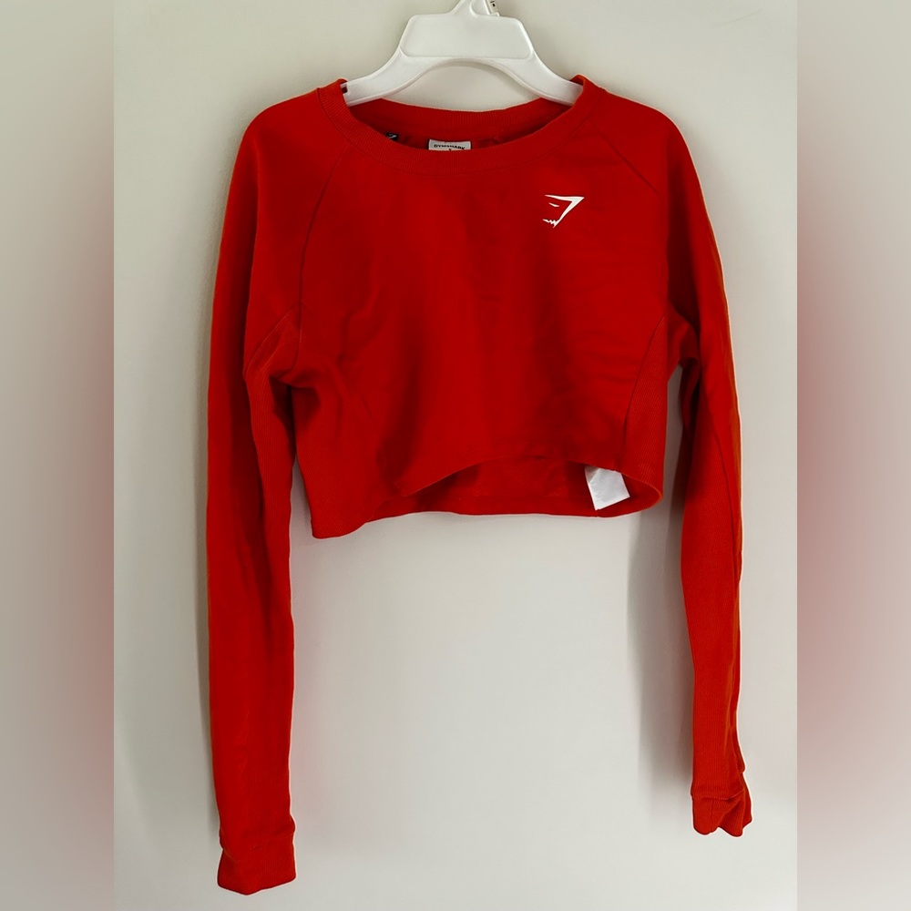 GYMSHARK sweatshirt crop top